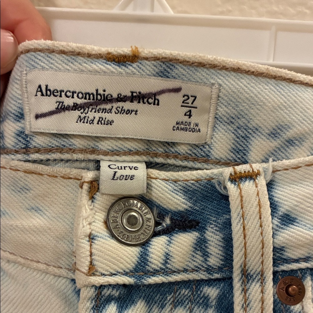 Abercrombie & Fitch Light Blue Distressed Jean Shorts - Picture 2 of 3